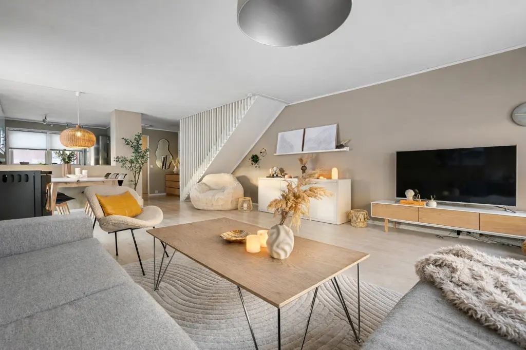 Expert Real Estate Photo Editing Sample